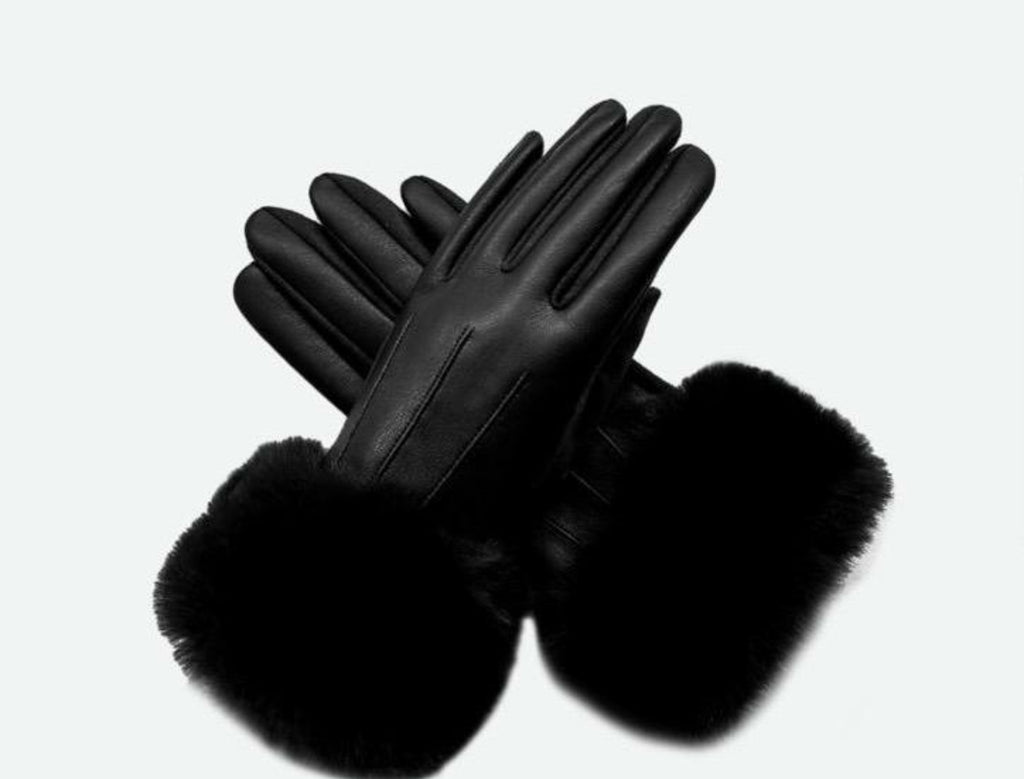 The dressed glove